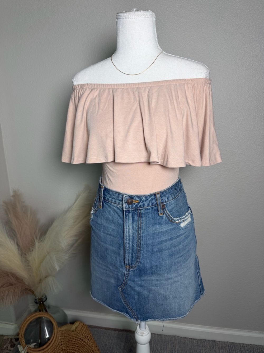 NWOT Zenana - Off-Shoulder Ruffle Bodysuit in Blush